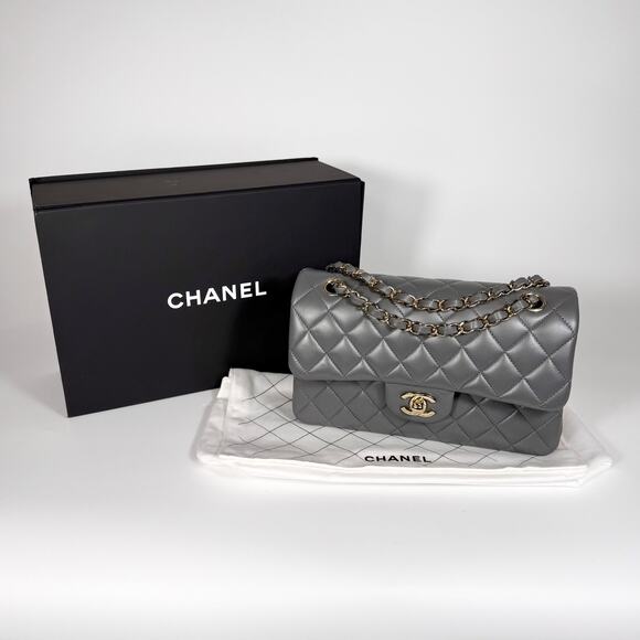 Chanel Quilted Lambskin Medium Double Flap Bag - Picture 2 of 16